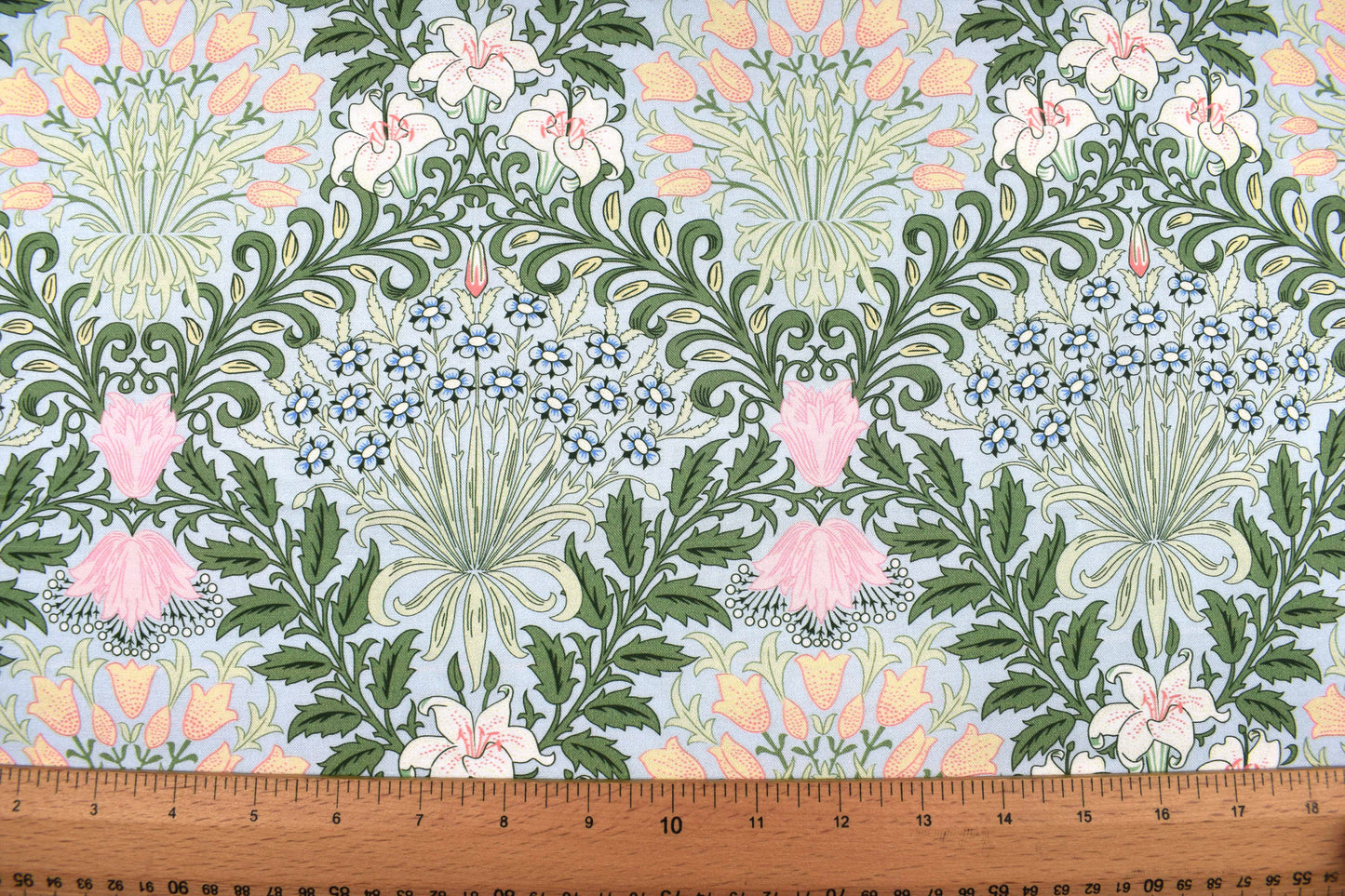 William Morris Garden, Simply Nature, organic Quilting fabric, cotton fabric - Price by the Half Metre